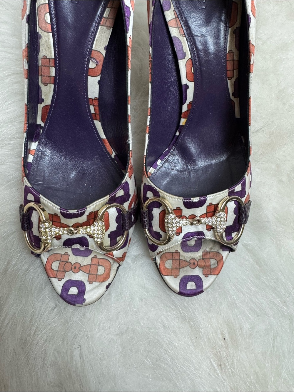 Gucci Vintage Satin Horsebit Crystal Open Toe Heels 8.5 - Picture 5 of 10